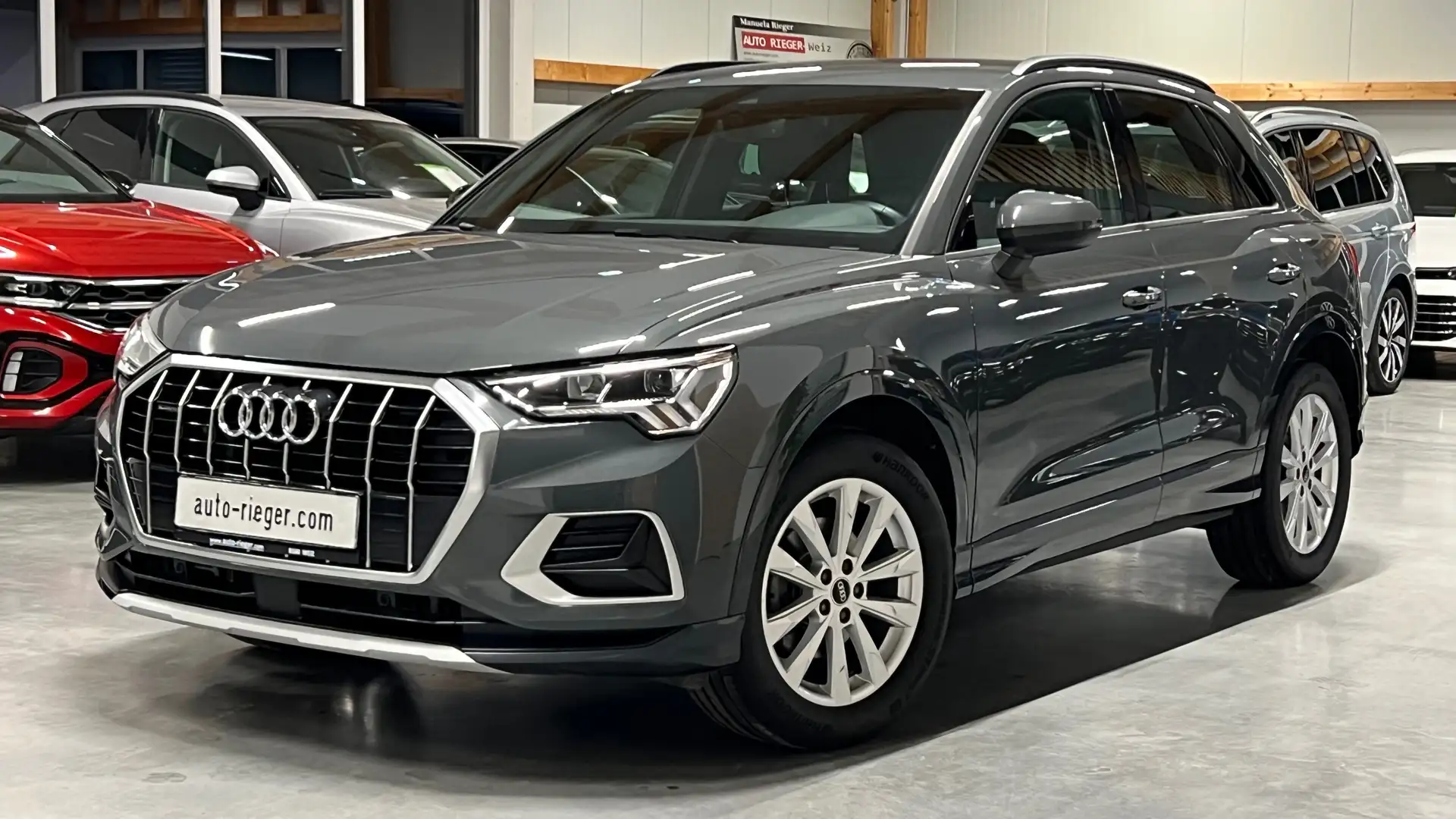 Audi Q3 35 TDI quattro advanced, LED, AHK, Alcantara, Garantie Grau - 2