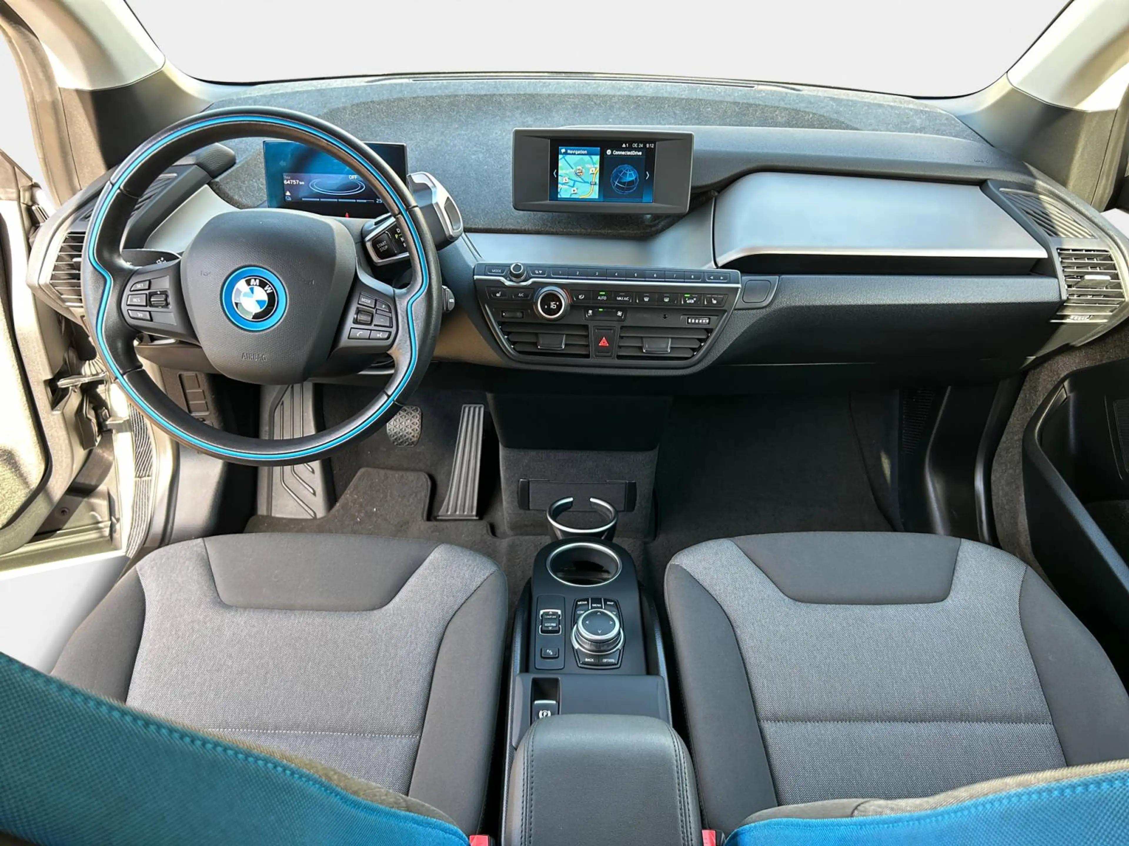 BMW i3 Basis — photo 11