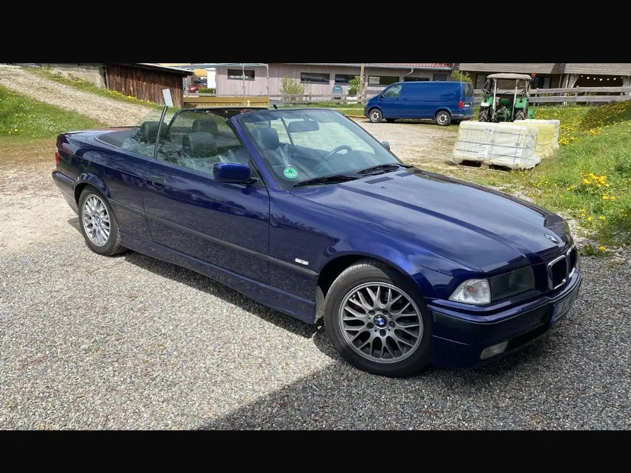 BMW 318i, foto 1