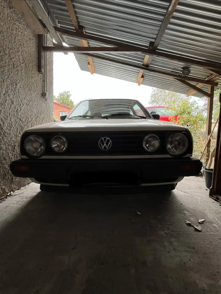 Volkswagen Golf GL, foto 1