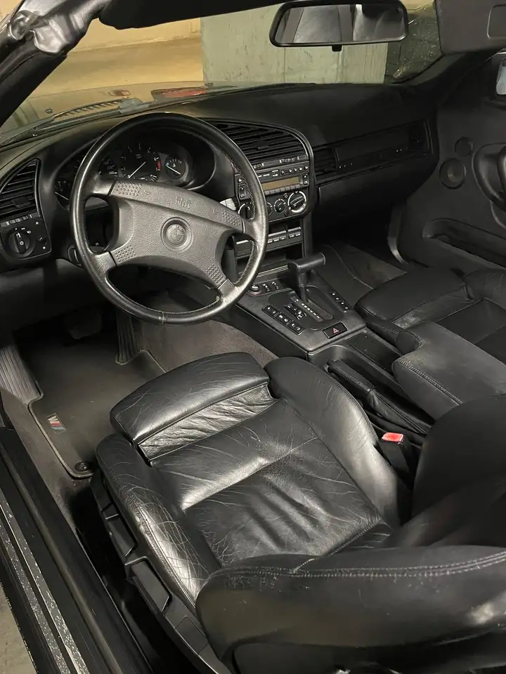 BMW 320ia, foto 10