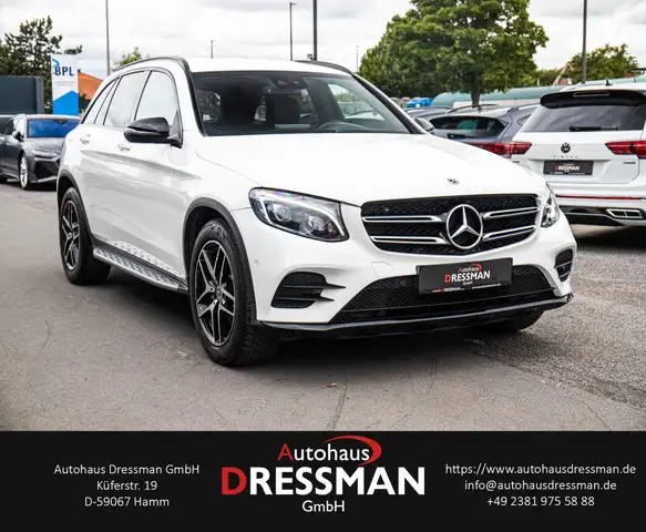 Mercedes-Benz GLC view 3