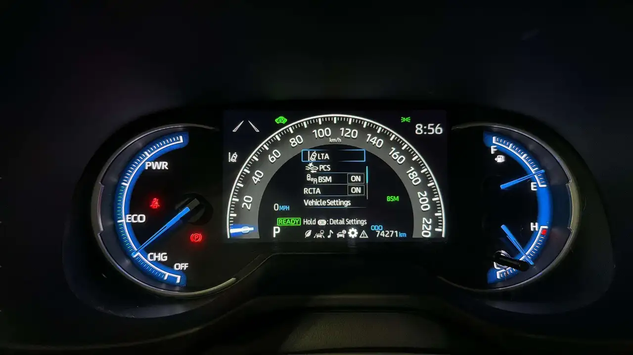 Toyota RAV 4 снимка Toyota RAV 4