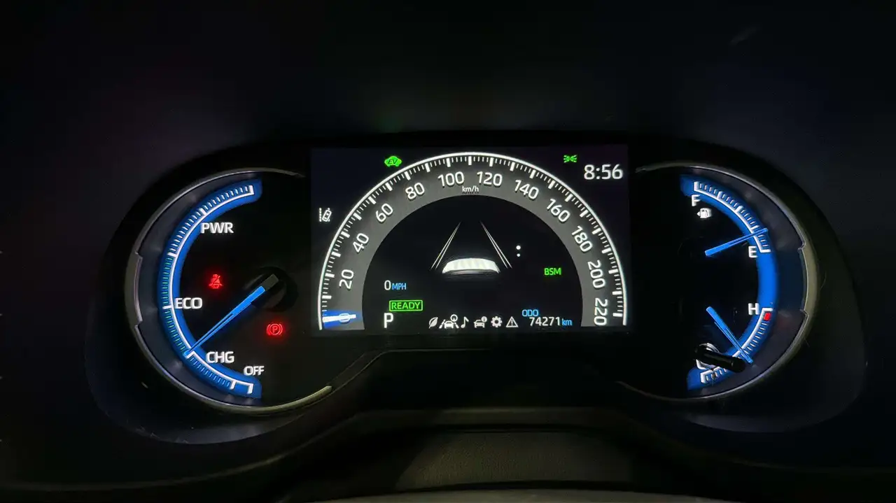 Toyota RAV 4 снимка Toyota RAV 4