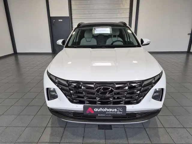 Hyundai Tucson view 2