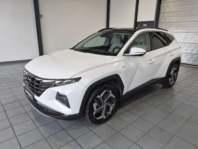 Hyundai Tucson view 3