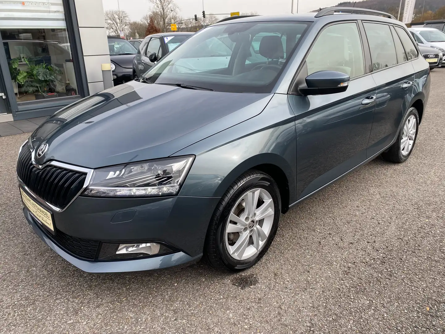Skoda Fabia Combi 1.0 TSI Style LED Carplay Kamera Berg-Assist Grau - 1
