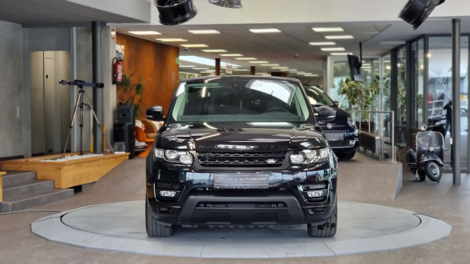 Land Rover Range Rover Sport 3.0 RDV6 HD Aut. *Standheizung* Schwarz - 2