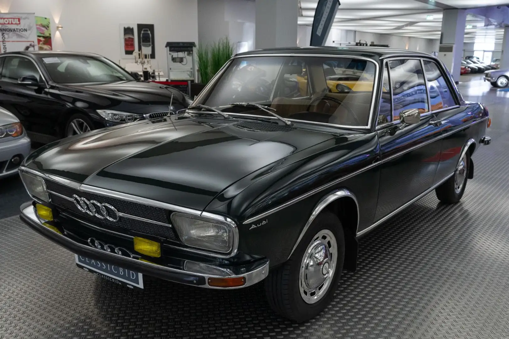 Audi 100 LS Verde - 1