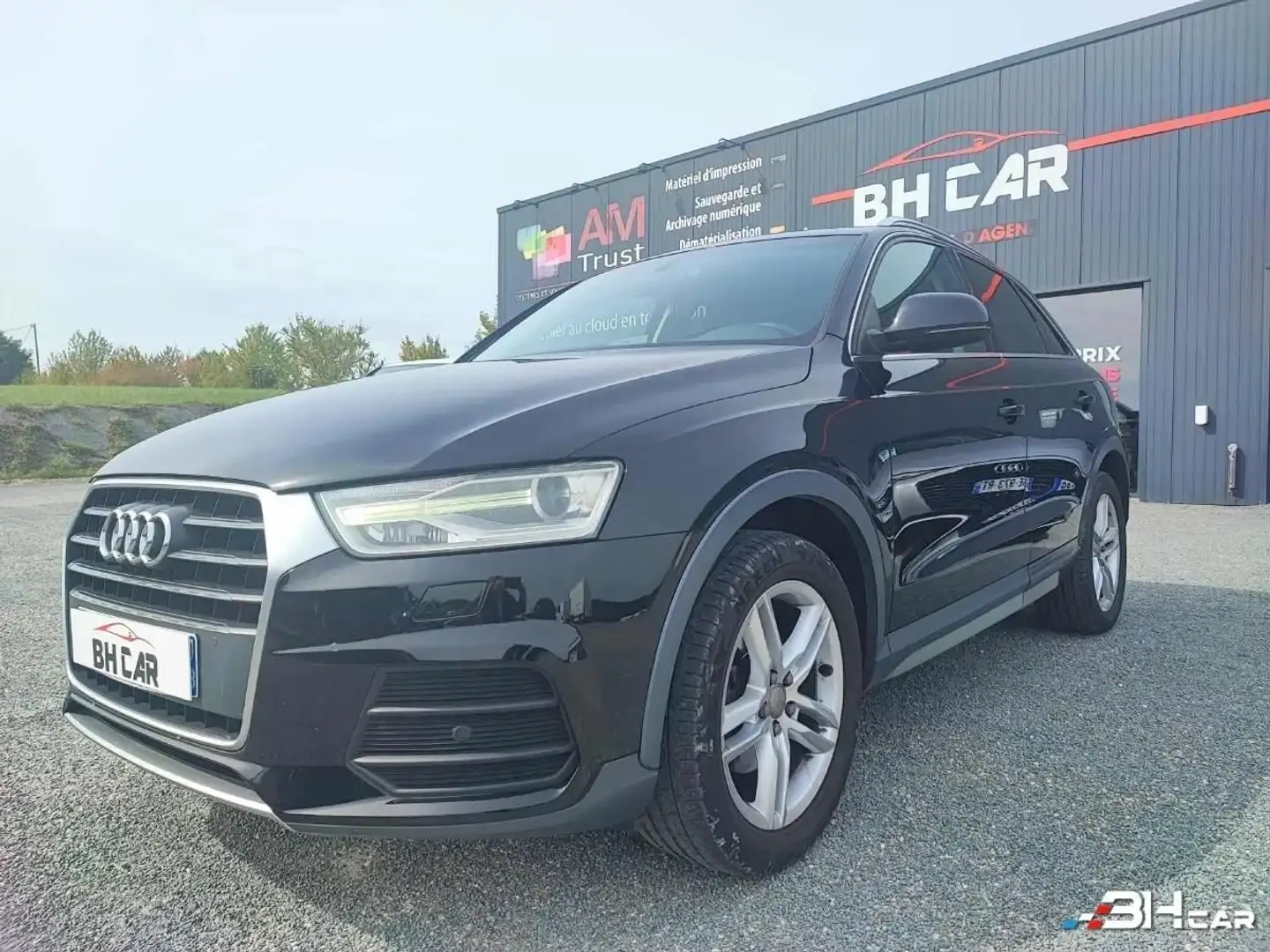 Audi Q3 2.0 TDI 150 AMBITION LUXE QUATTRO S-TRONIC BVA Schwarz - 1
