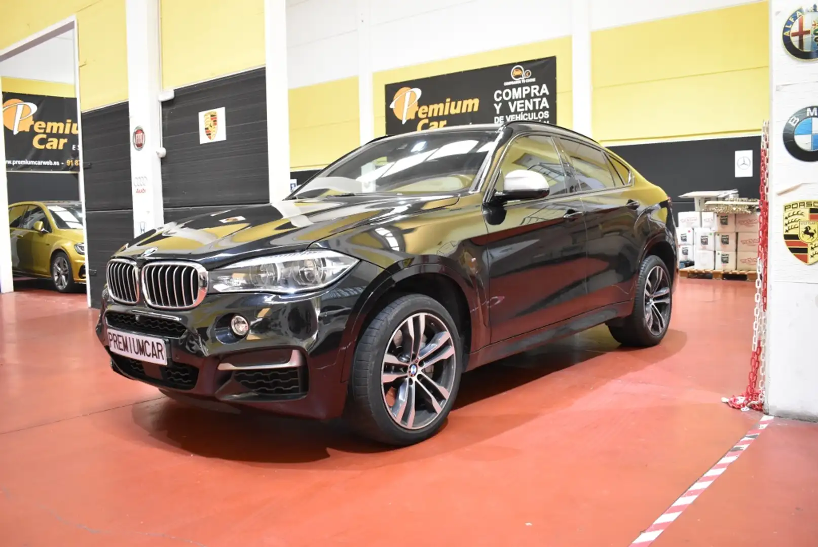 BMW X6 xDrive M50dA Чёрный - 1
