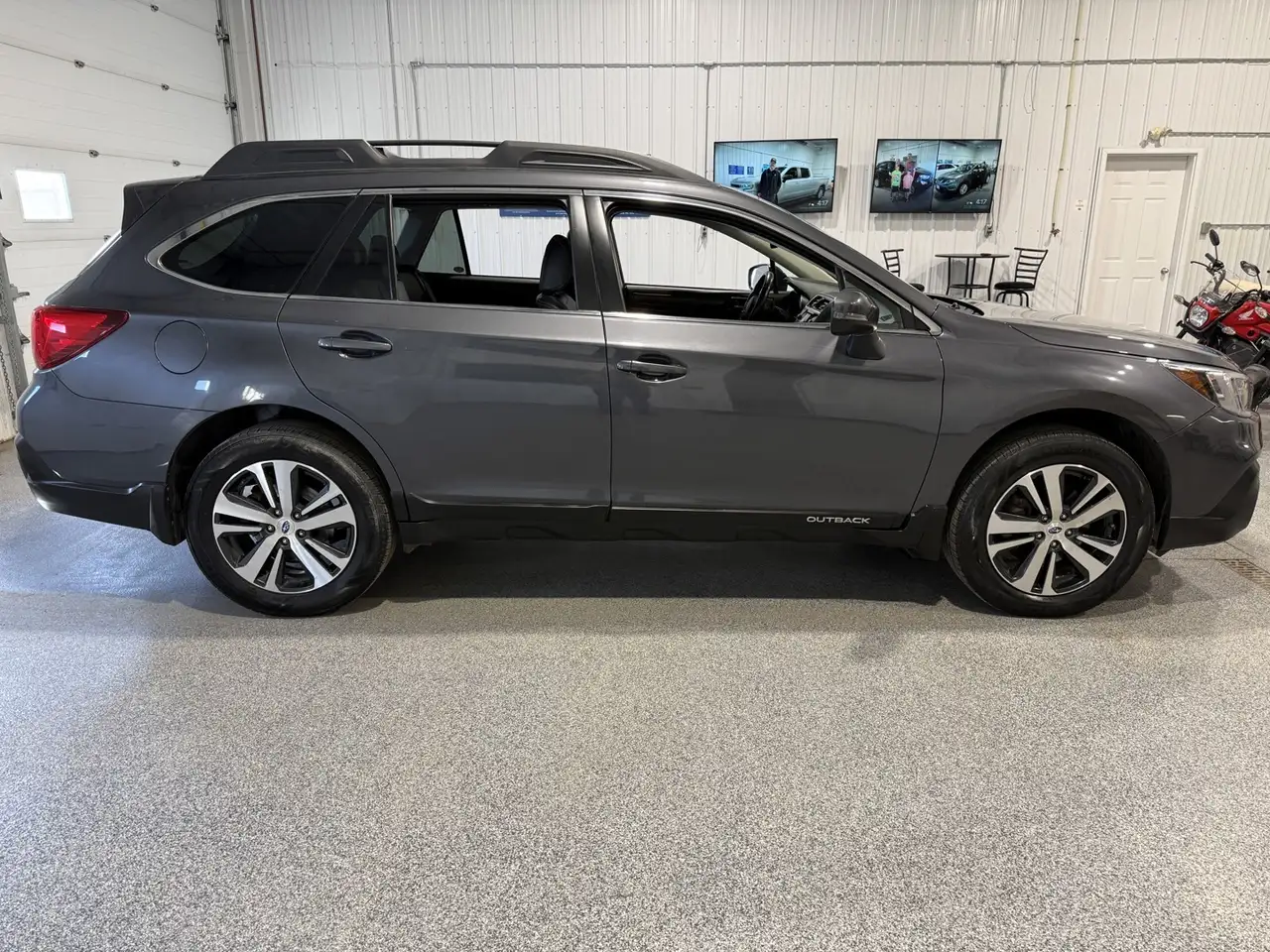 Subaru OUTBACK fotografie Subaru OUTBACK
