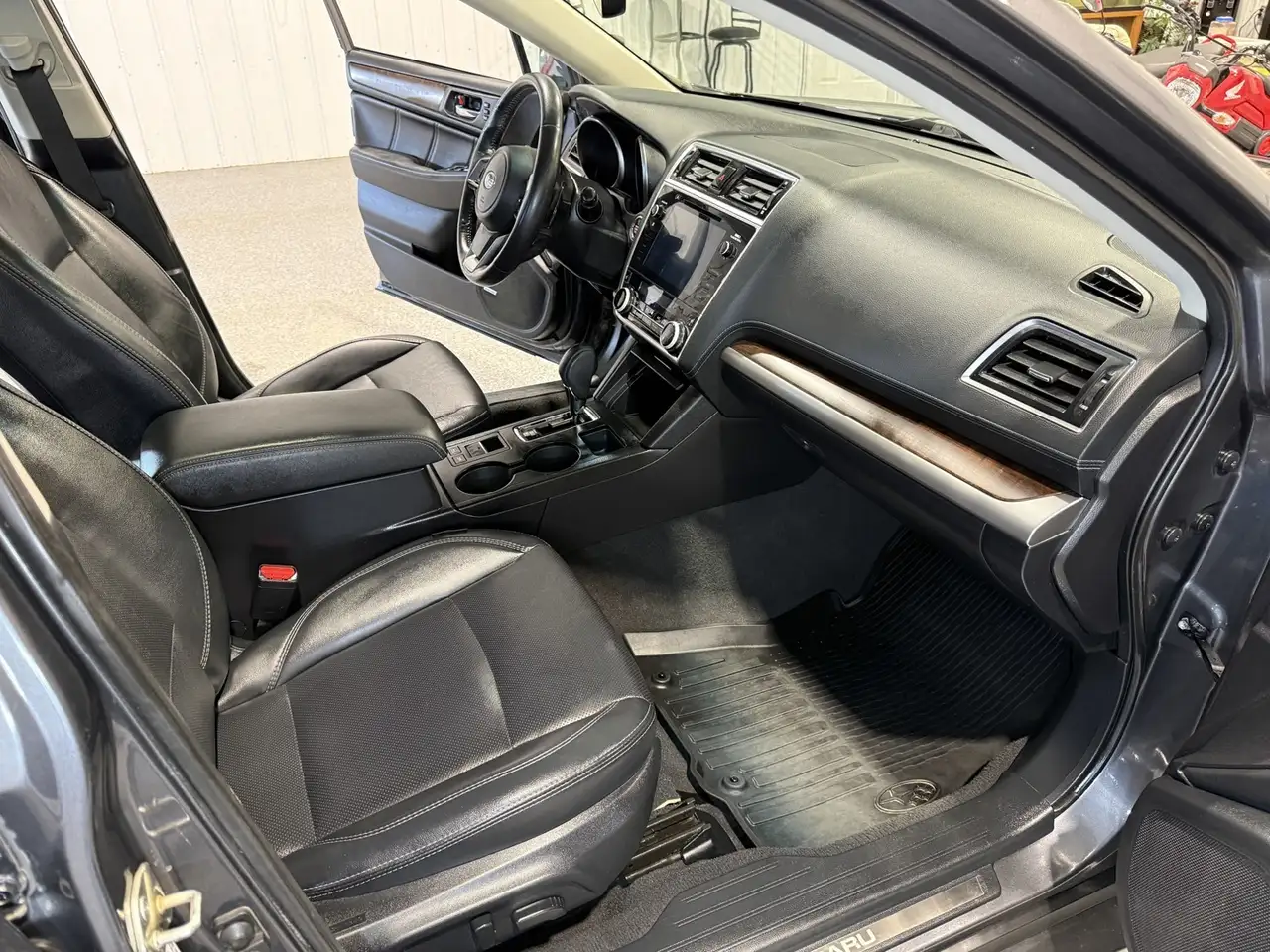 Subaru OUTBACK fotografie Subaru OUTBACK