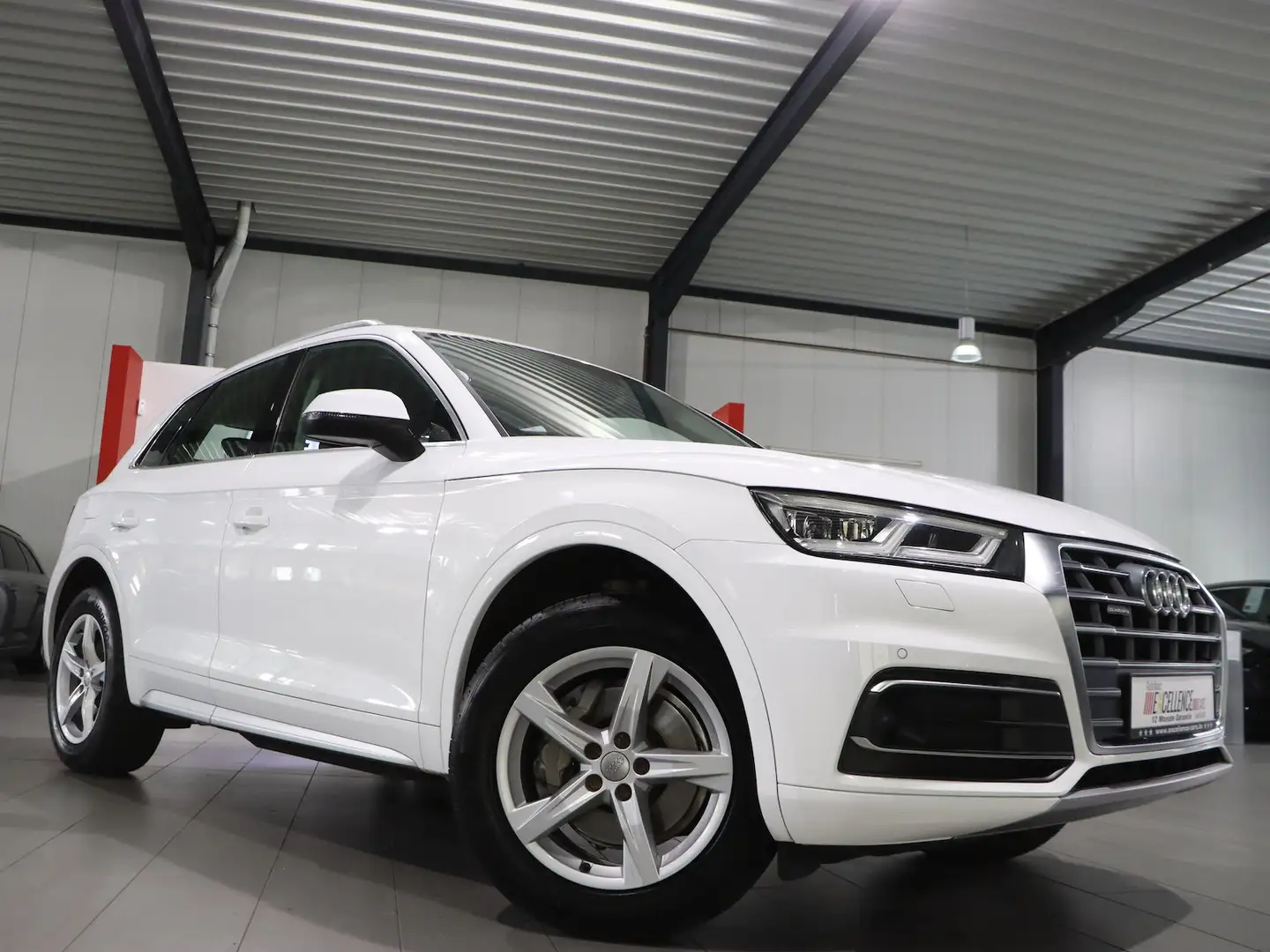 Audi Q5 40 TDI QUATTRO SPORT DESIGN / VIRTUAL-COCKPIT Weiß - 1