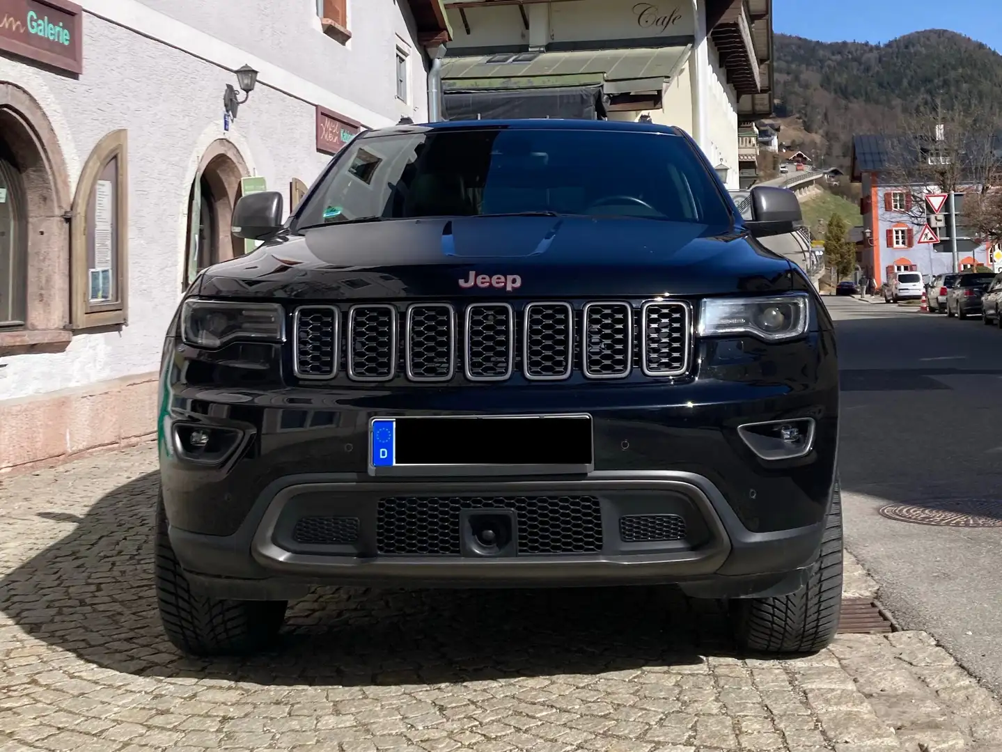 Jeep Grand Cherokee 3.0I CRD Multijet Trailhawk Schwarz - 2