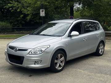 i30 SW 1.6i BOITE AUTO CLIM ATT REM