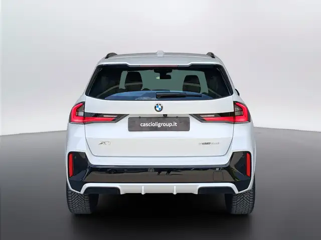 BMW X1 view 5