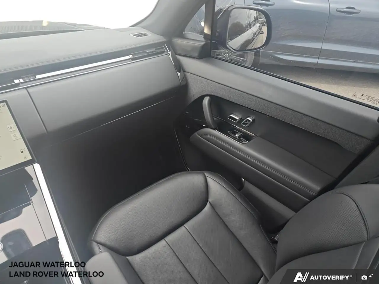 Land Rover Range Rover Sport снимка Land Rover Range Rover Sport