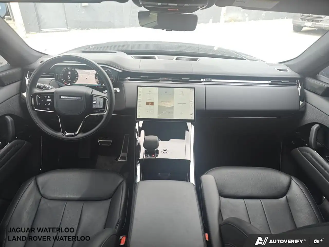 Land Rover Range Rover Sport снимка Land Rover Range Rover Sport