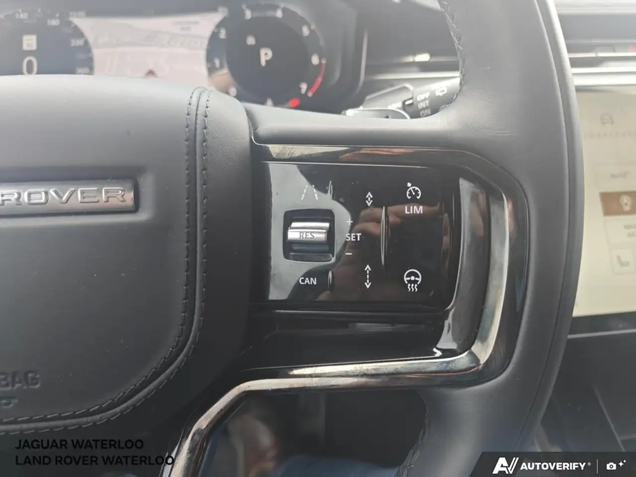 Land Rover Range Rover Sport снимка Land Rover Range Rover Sport