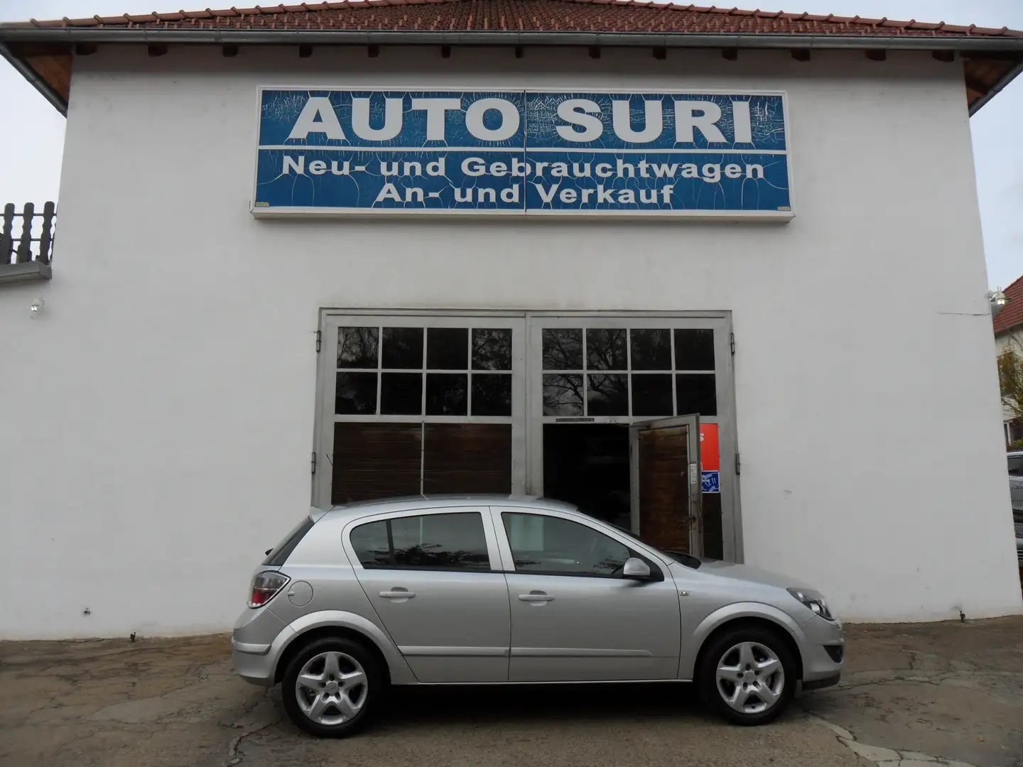 Opel Astra Astra Fließheck 5-Türer 1.6 Edition Argent - 1