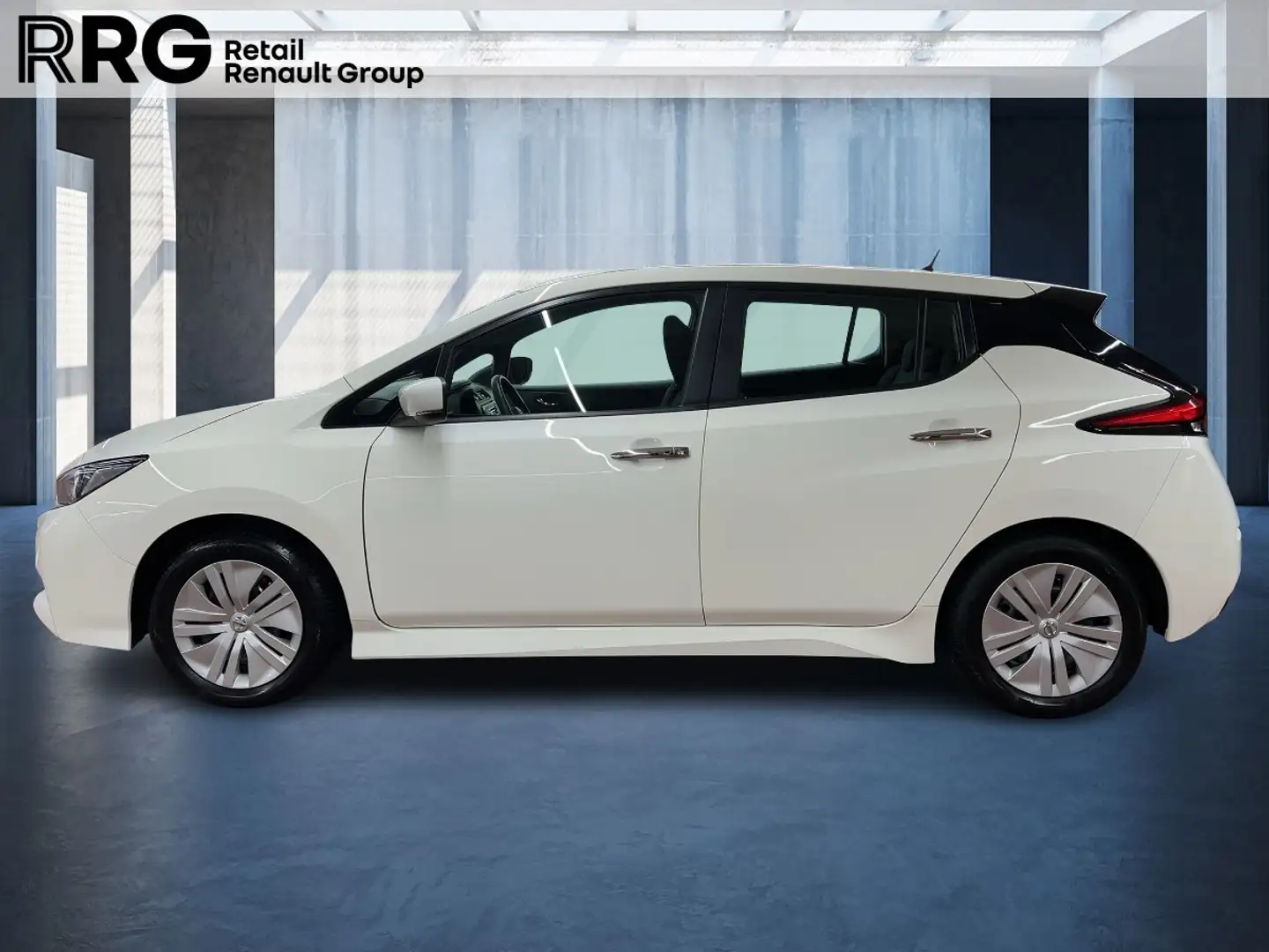 Nissan Leaf BASIS 40kWh White - 2