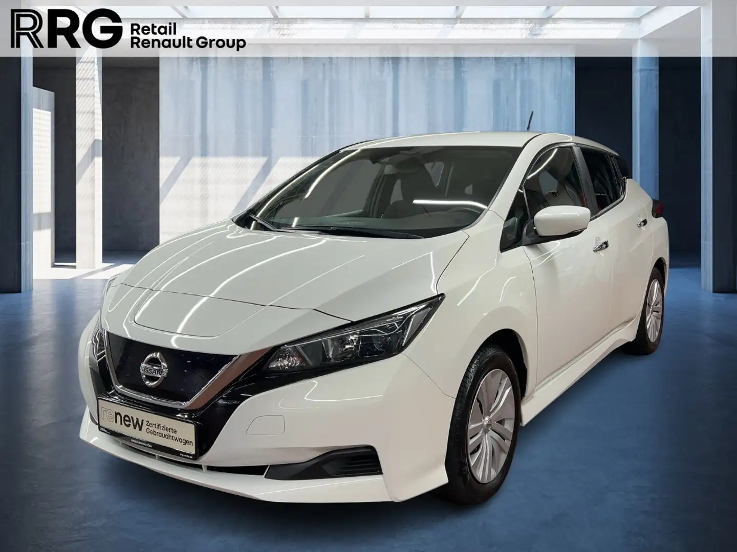 Nissan Leaf BASIS 40kWh White - 1