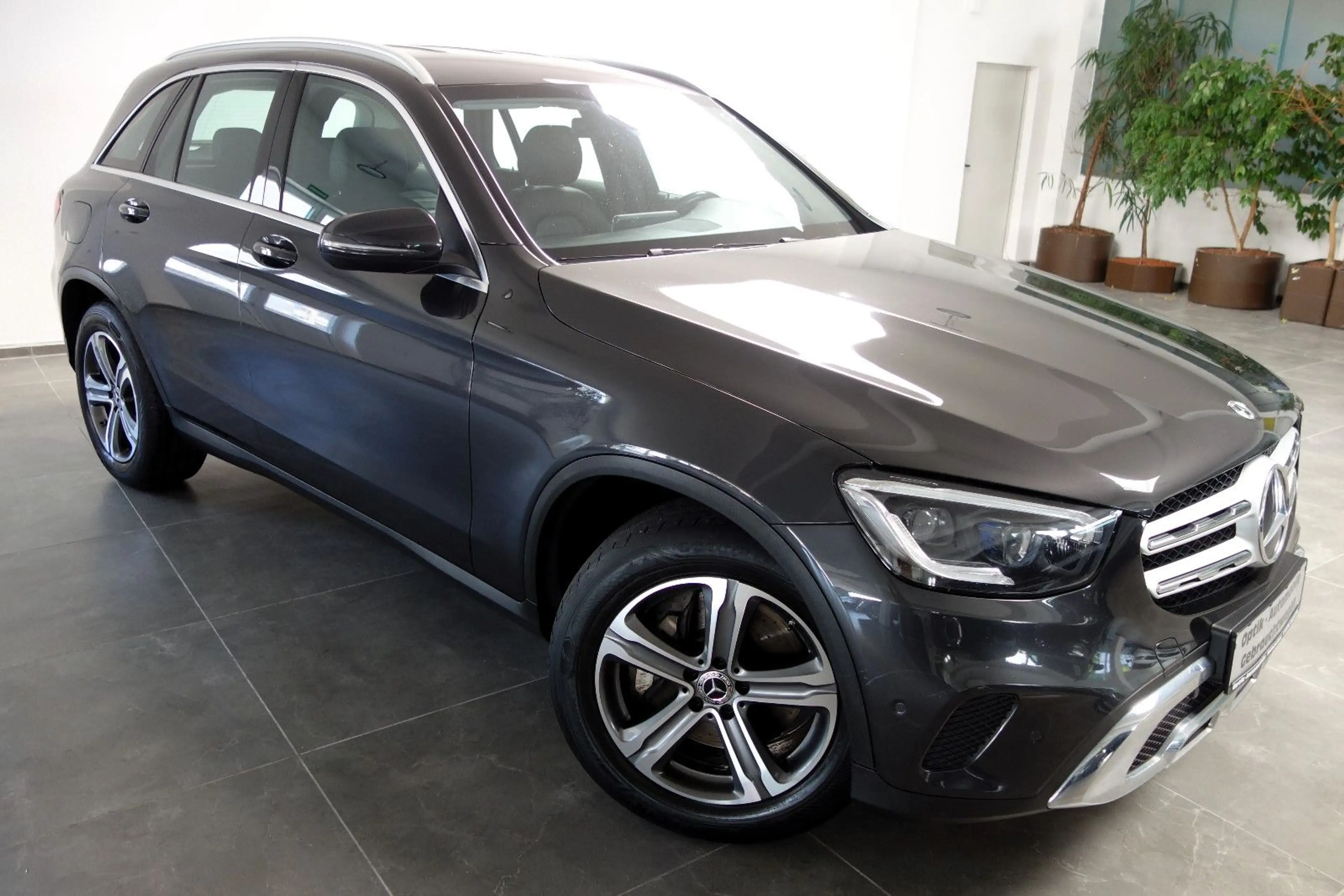 Mercedes-Benz GLC 220 d 9G/Leder/Kamera/LED/MBUX/18 Sportpaket — photo 2
