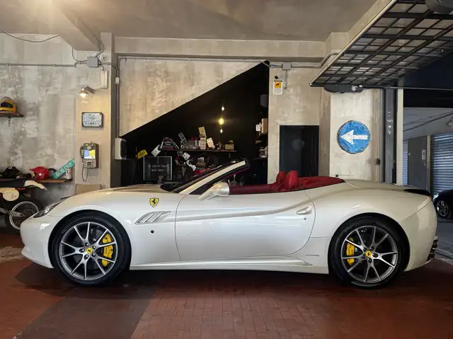 Ferrari California 4.3 dct  Colore BIANCO AVUS PERFETTA , IVA , CARBO
