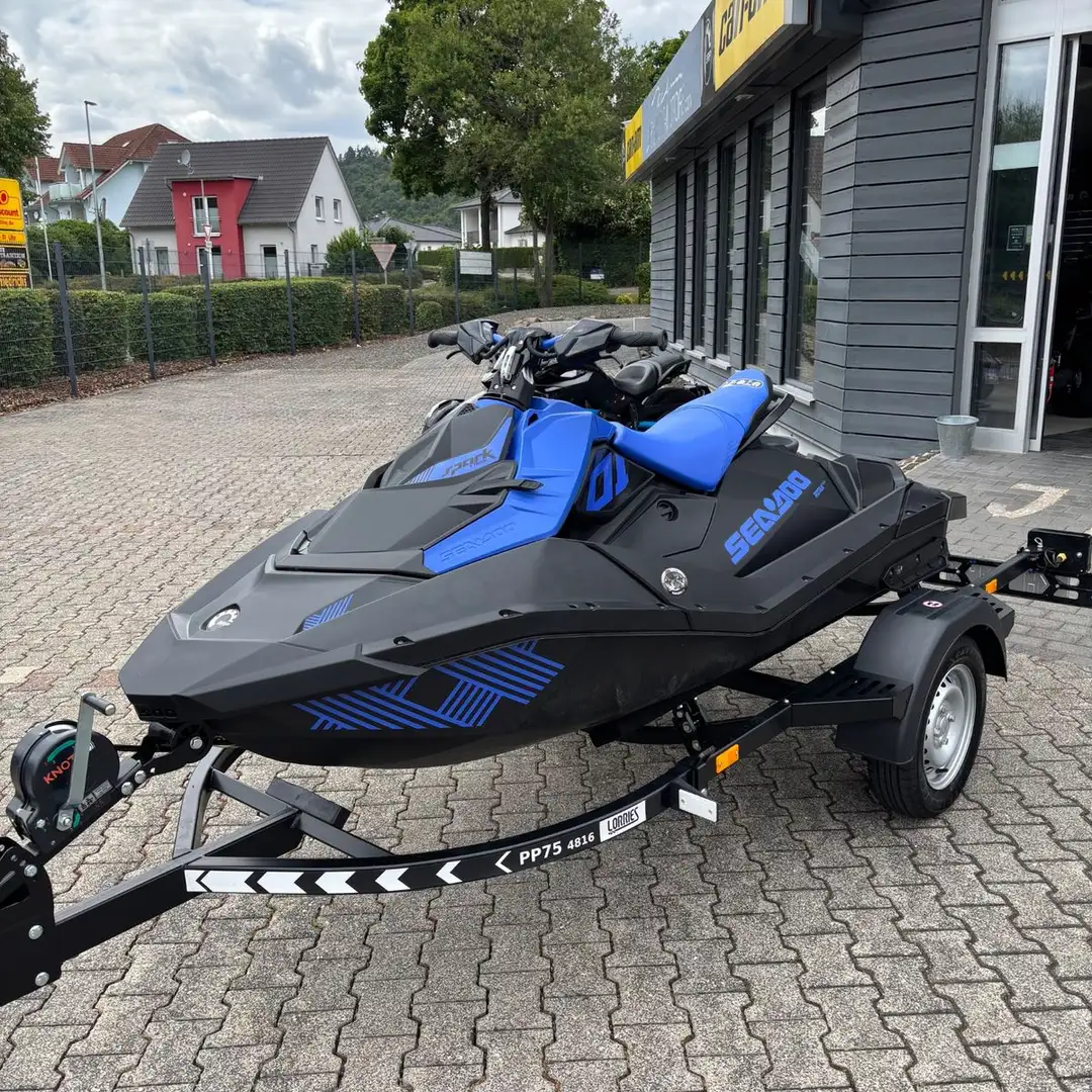 Can-Am Sea-Doo Spark Trixx  inkl. Trailer & MwSt. - 2