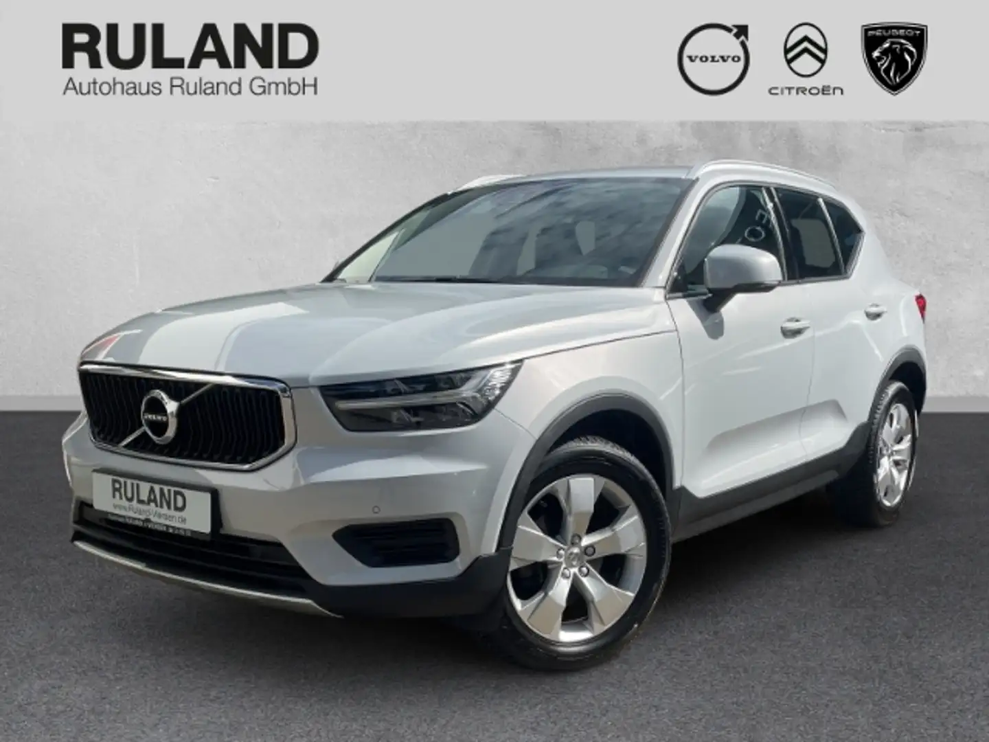 Volvo XC40 Momentum Pro 2WD T3 Navi digitales Cockpit Soundsy Silber - 1