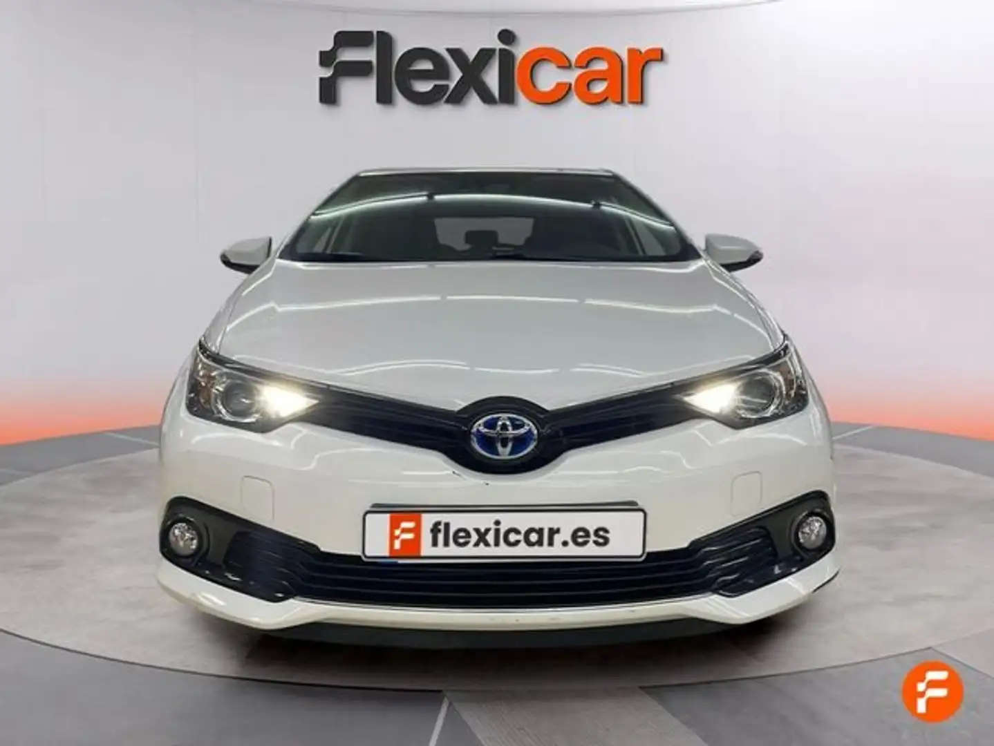 Toyota Auris hybrid 140H Feel! Edition Blanco - 2
