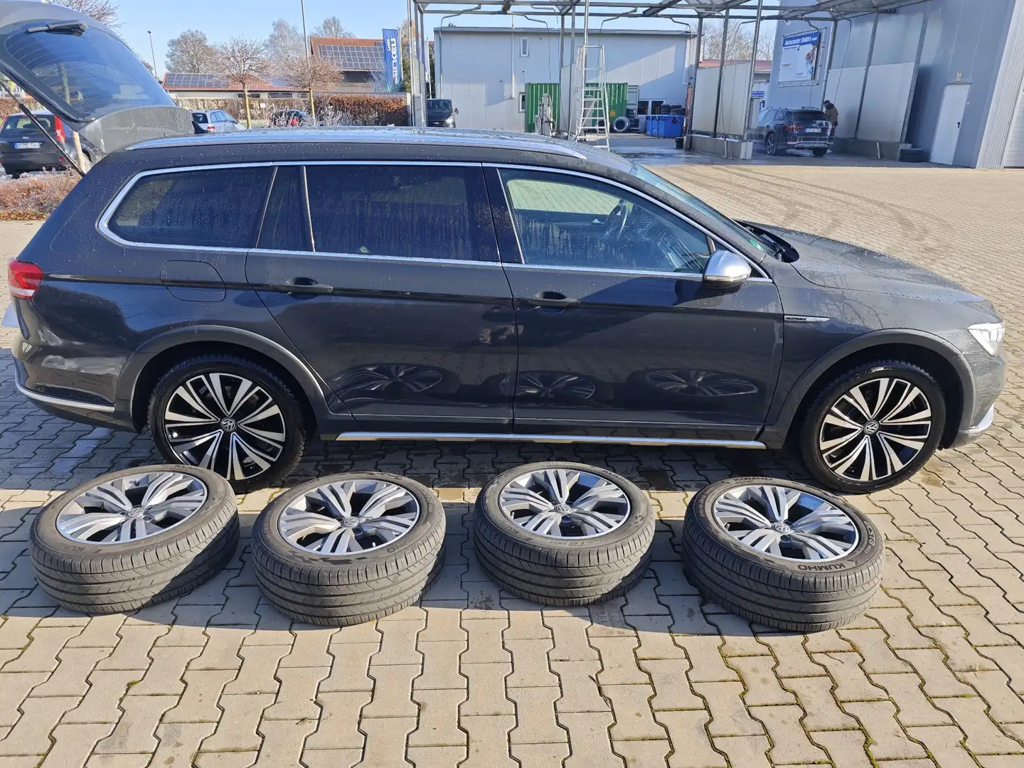 Volkswagen Passat Alltrack 2.0 TDI SCR 4Motion DSG Gri - 2