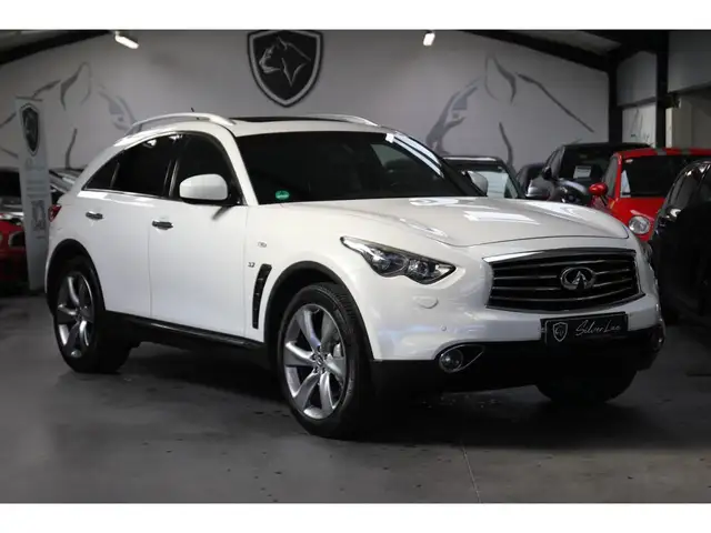 Infiniti QX70 3.7 V6 320 BVA  S / 2 JEUX DE JANTES