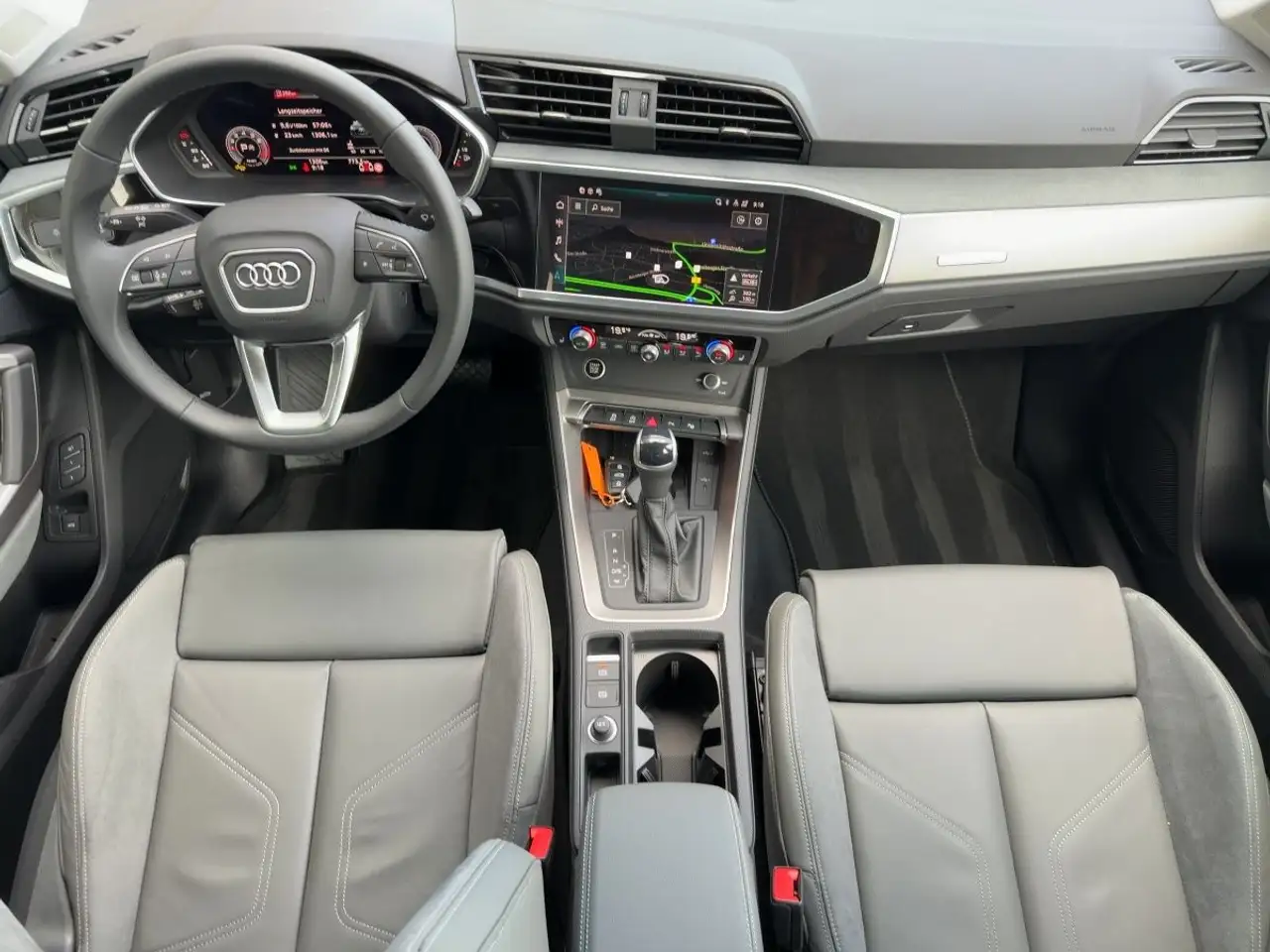 Audi Q3 35 TFSI S-TR ADVANCED LED+NAVI+SHZ+GRA+360°, миниатюра 9