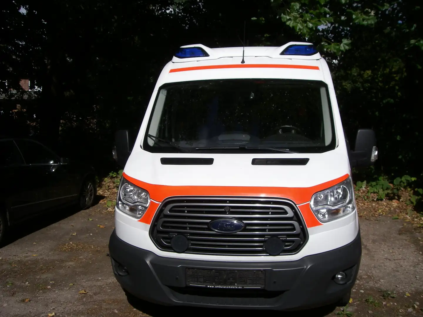 Ford Transit Custom KTW- Weiß - 2