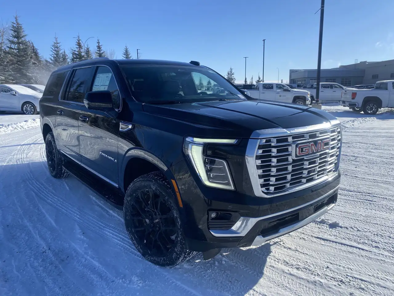 GMC Yukon снимка GMC Yukon