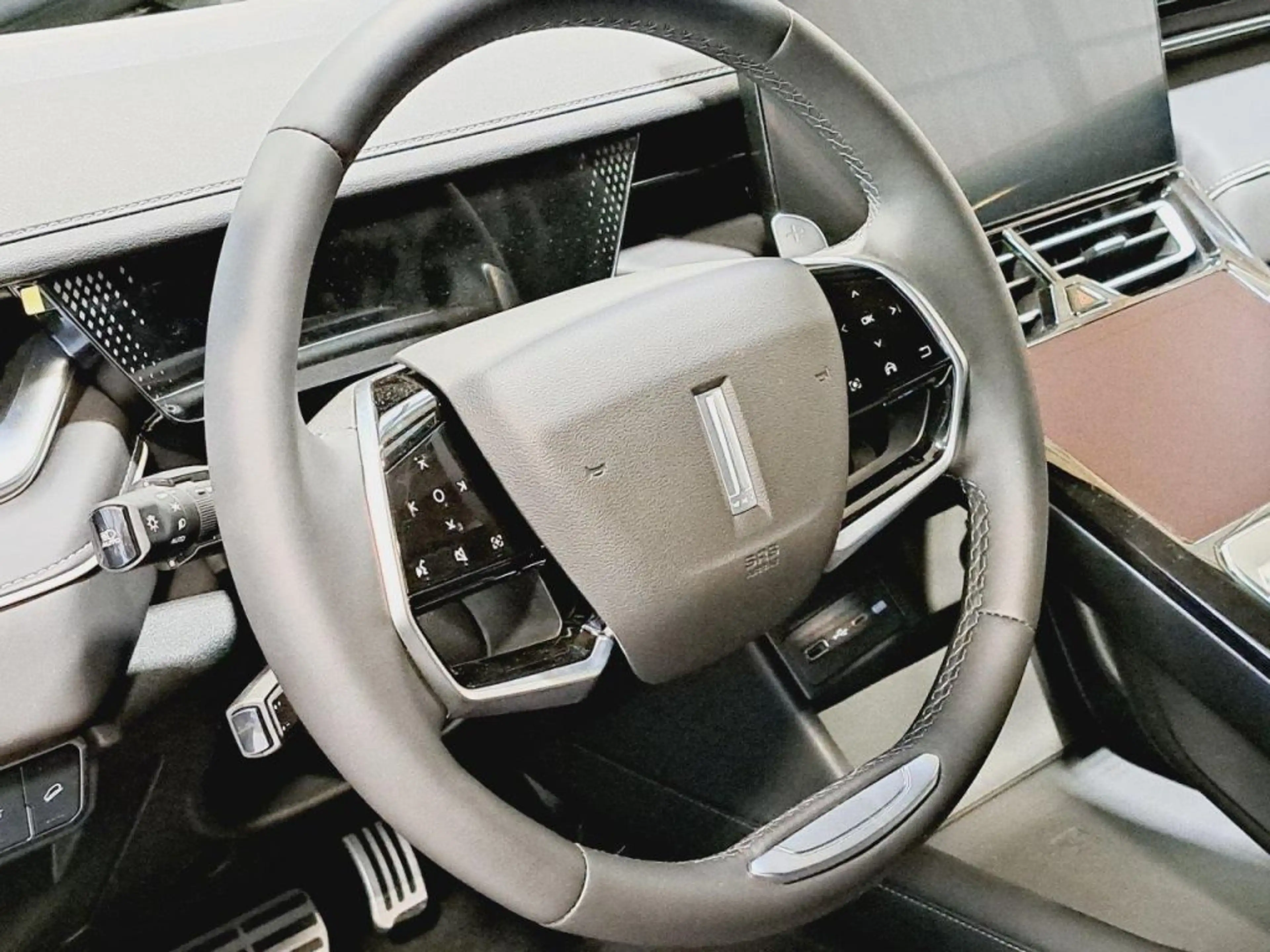 GWM WEY 05 WEY 05 Premium — photo 7