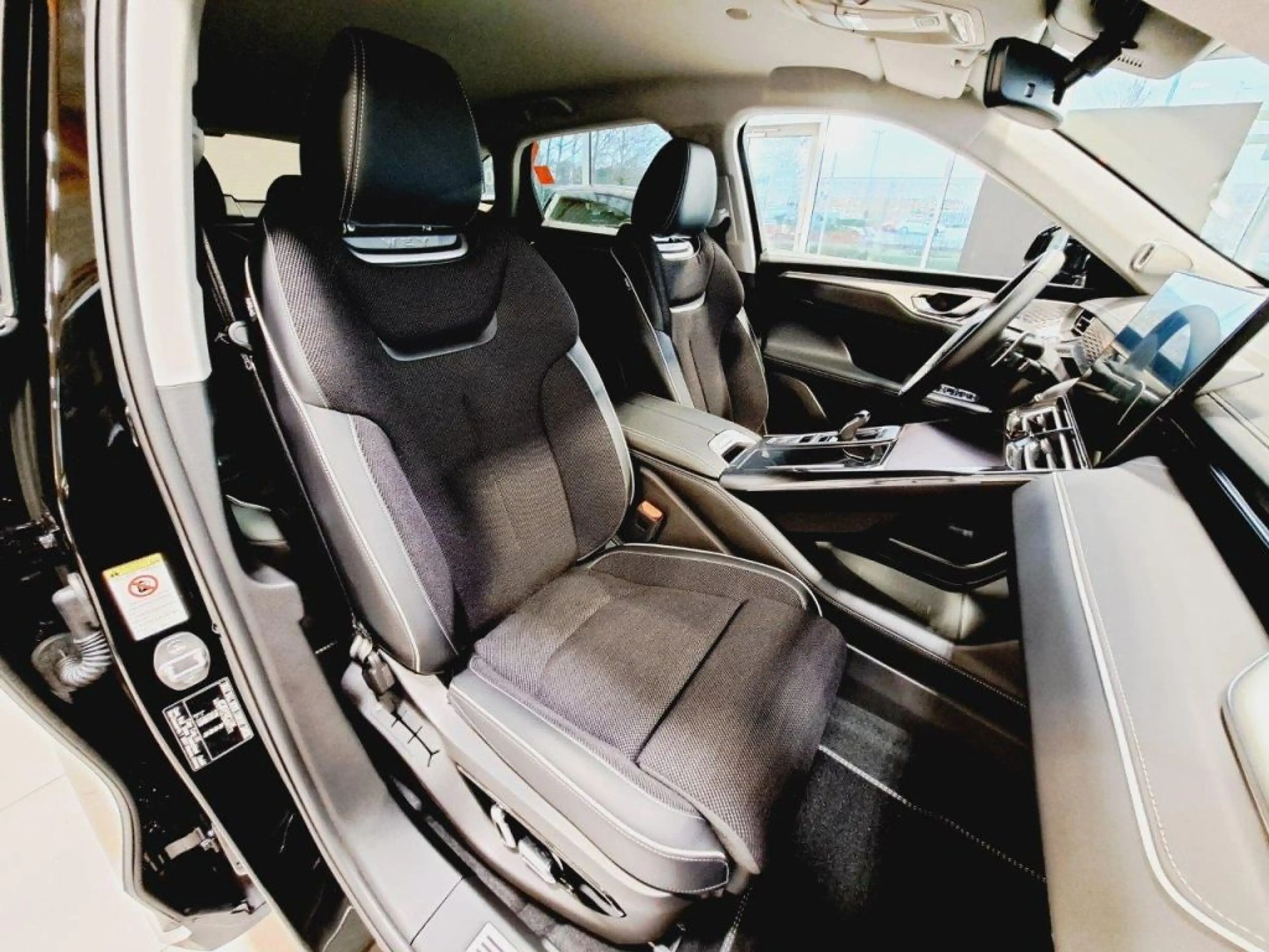 GWM WEY 05 WEY 05 Premium — photo 8