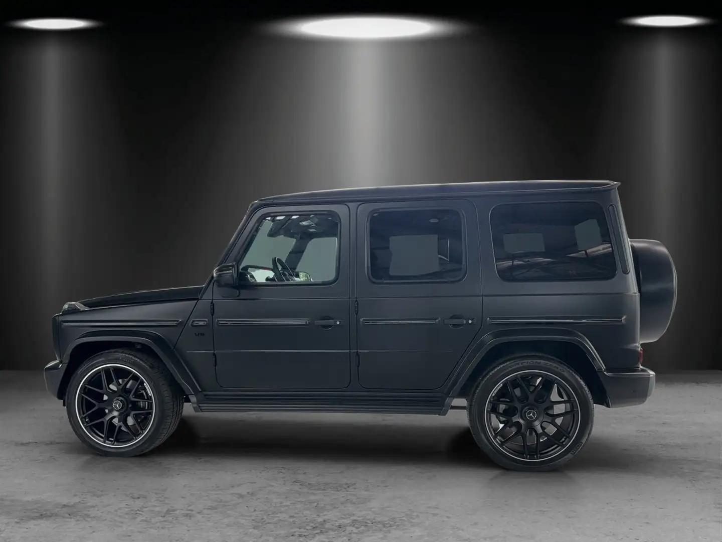 Mercedes-Benz G 500 G500 AMG Exclusive AHK Massage GSD Standhz DISTR Zwart - 2