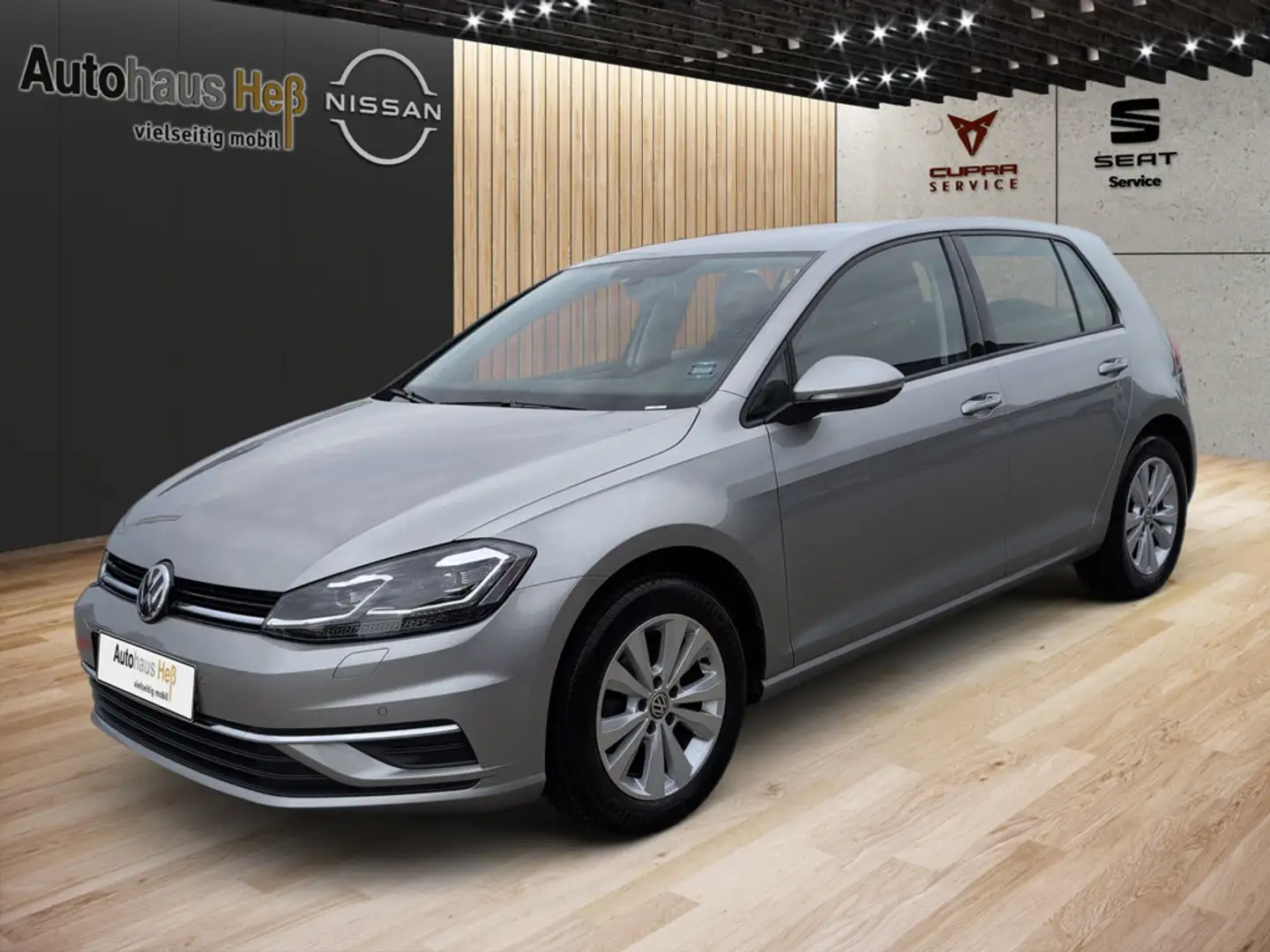 Volkswagen Golf VII 1.0 TSI Comfortline Silber - 1
