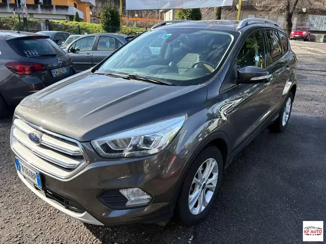 Ford Kuga 1.5 tdci Titanium s&s 2wd 120cv powershift