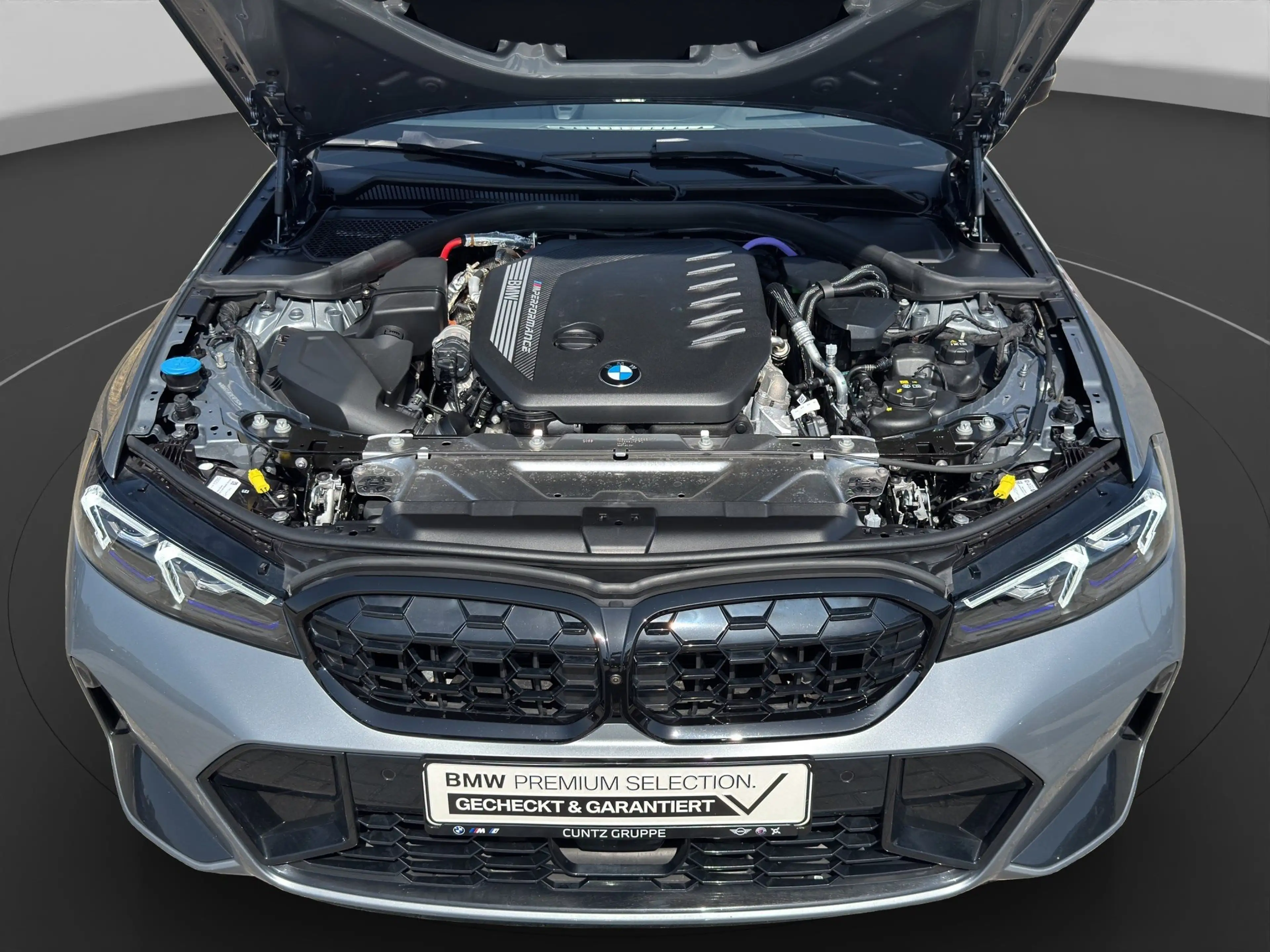 BMW 340 M340d xDrive Touring M Paket Pro Panorama 360° Kam — photo 15