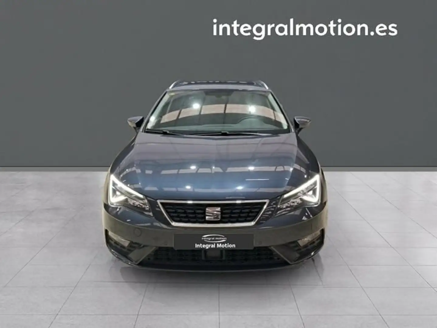 SEAT Leon ST 1.5 TGI 130 Move DSG 5d Gris - 2