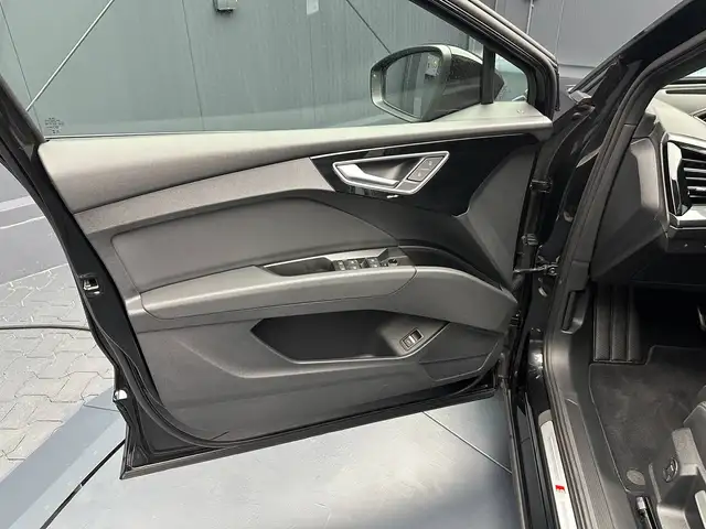 Audi Q4 E-Tron view 13