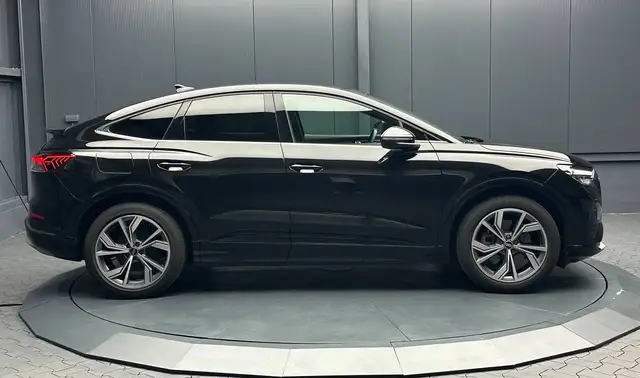 Audi Q4 E-Tron view 6