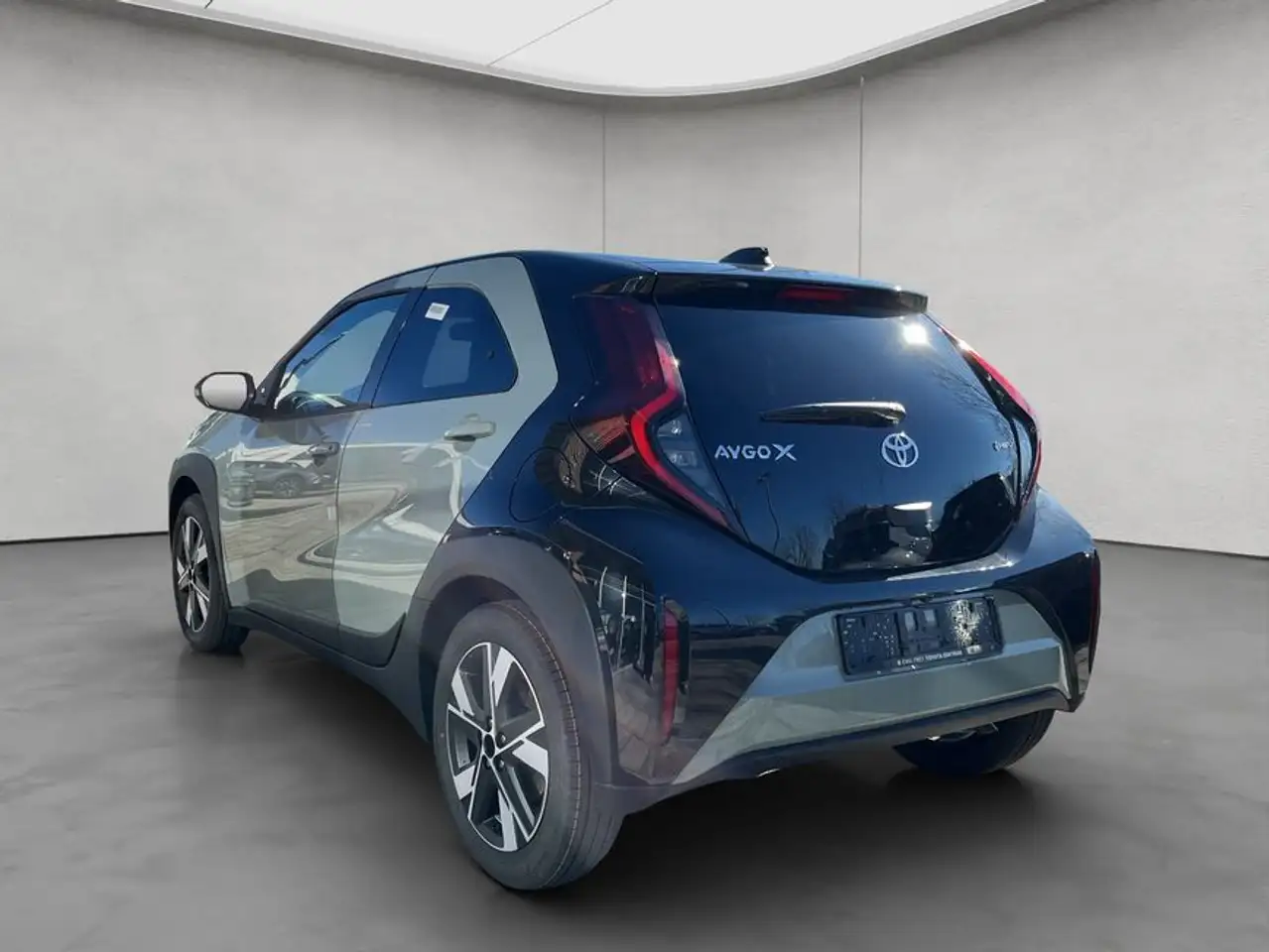 Toyota Aygo X X 1,5 Hybrid Teamplayer Sitzheizung 3