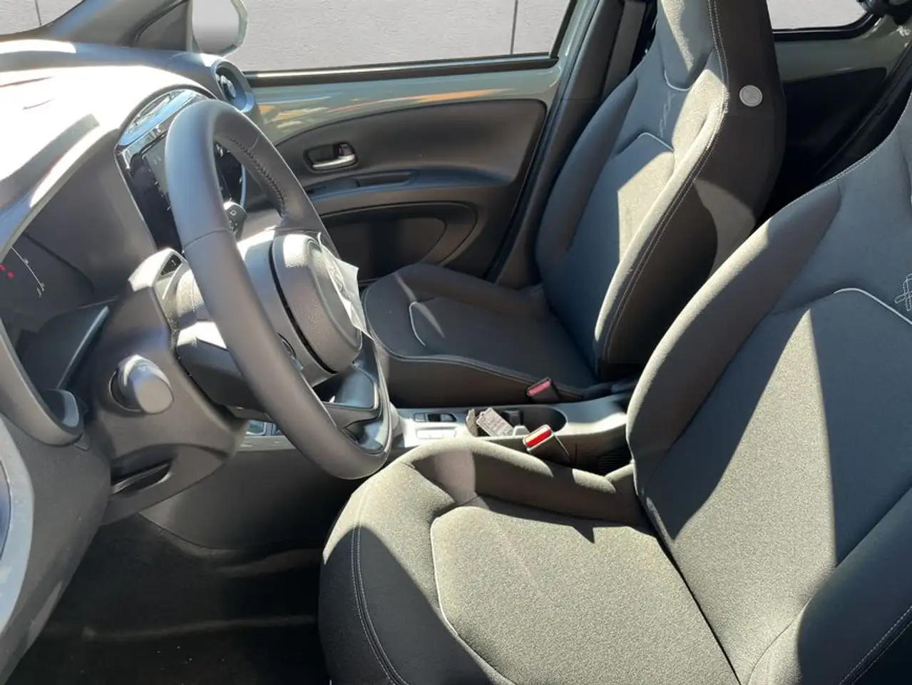 Toyota Aygo X X 1,5 Hybrid Teamplayer Sitzheizung 10