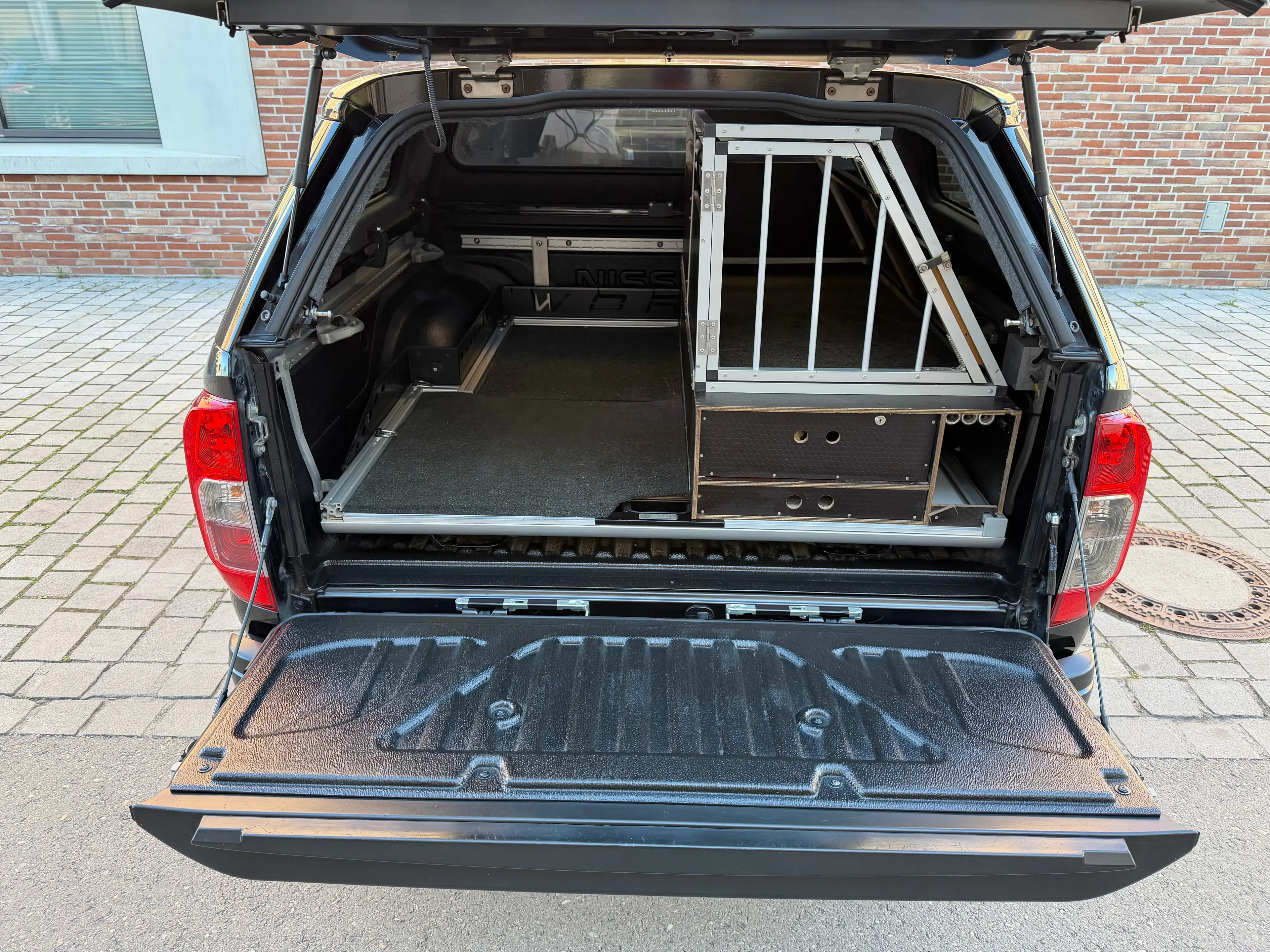 Nissan Navara N-Guard SONDERMODELL mit HARDTOP — photo 9