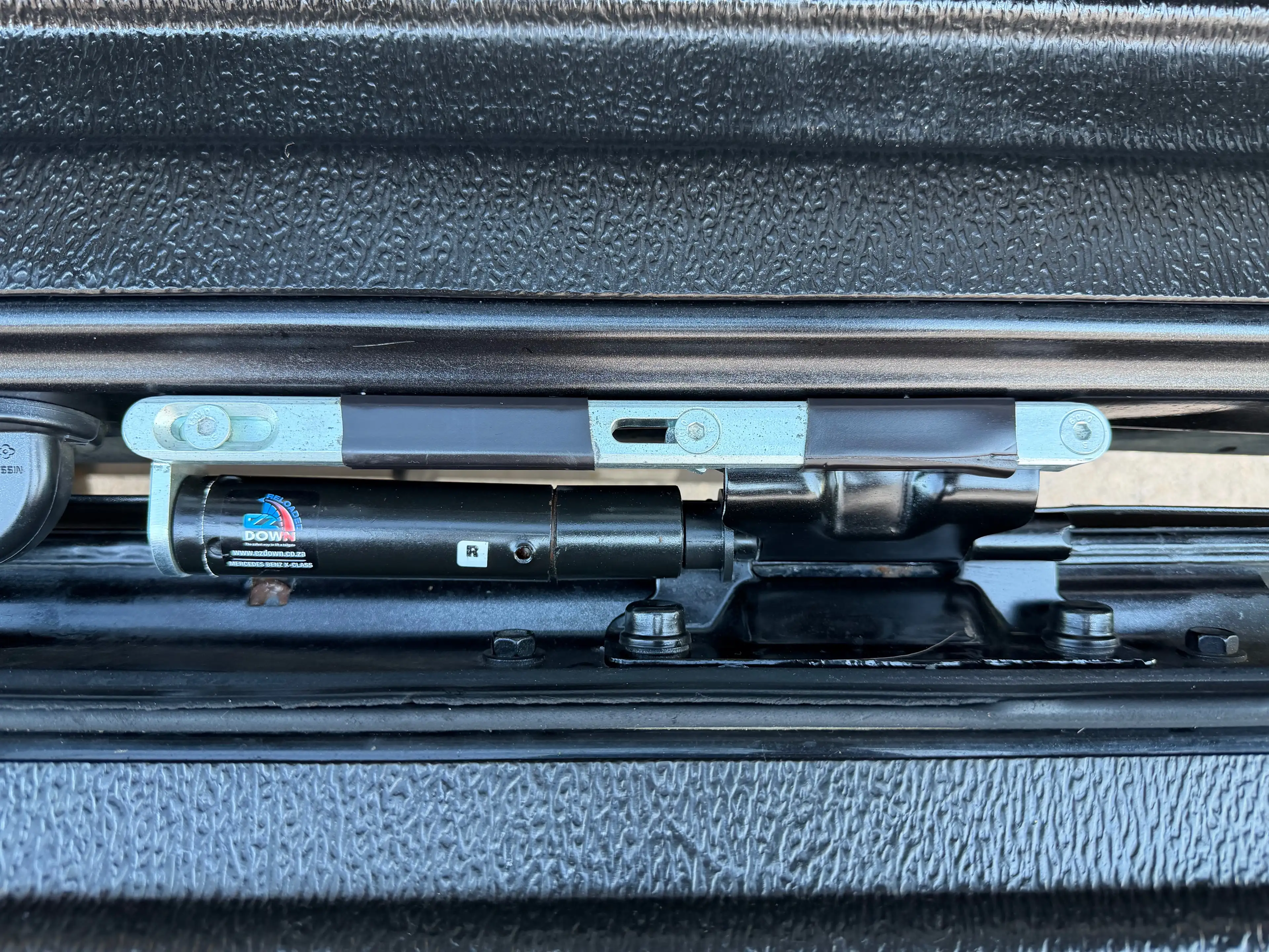 Nissan Navara N-Guard SONDERMODELL mit HARDTOP — photo 12